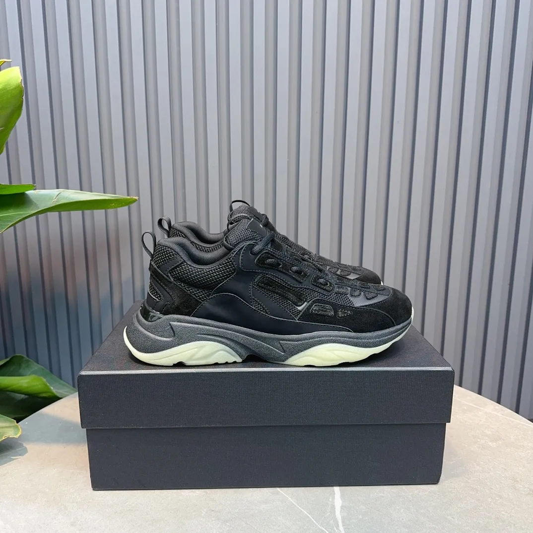 Men's shoes 💰740💰 AMIRI AMIRI fashion brand hot sale 🔥 Available all year round ✅ Official website synchronization Imported fabrics 1⃣️ vs 1⃣️ replica, original factory special original sole, 38-45 (38.45. Non-refundable)